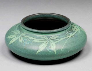 Rookwood Pottery Elizabeth Lincoln Berries & Leaves Vellum Squat Vase 1910