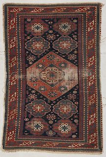 Antique Shirvan Rug: 3'2" x 4'9" (97 x 145 cm)
