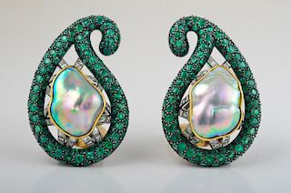 Christopher Walling Emerald Pearl Earclips
