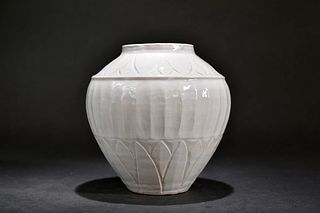 Incised Ding Ware Floral Jar