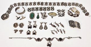 30PC Lady's Sterling Silver Estate Jewelry Group
