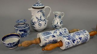 Blue and white lot with Meissen teapot and two rolling pins.