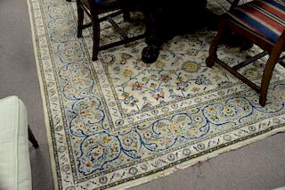 Oriental carpet. 7' x 11'3"