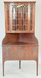 Victorian mahogany corner cabinet with leaded door top. ht. 78 in.; wd. 39 in.; dp. 22 in.