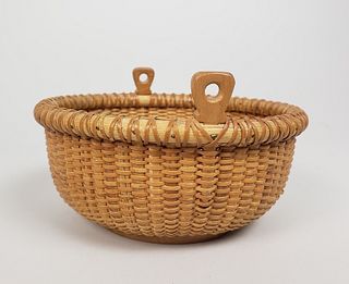 Vintage Nantucket Petite Sewing Basket, "E.J.A 58"