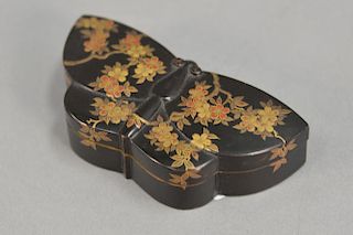 Japanese butterfly box with interior tray. ht. 3/4 in.; lg. 4"