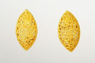 Buccellati Gold earrings