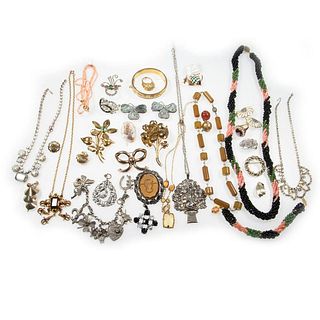 Collection of vintage costume and silver jewelry