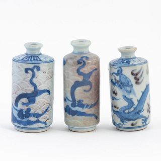 3 CHINESE BLUE, WHITE, AND IRON RED SNUFF BOTTLES