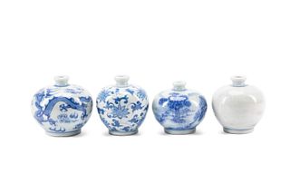 FOUR CHINESE BLUE & WHITE PORCELAIN SNUFF BOTTLES