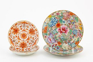 FOUR CHINESE PORCELAIN PLATES
