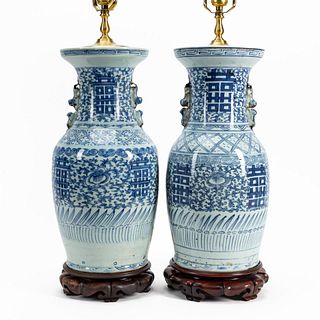PAIR OF CHINESE BLUE & WHITE VASE LAMPS