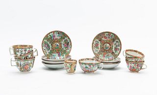 ROSE MEDALLION, SELECTION OF CUPS & SAUCERS, 16PC