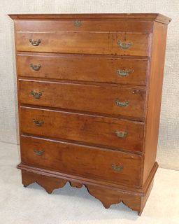 PERIOD LIFT TOP TALL BLANKET CHEST