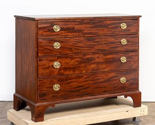 FEDERAL-STYLE FOUR-DRAWER MAHOGANY CHEST