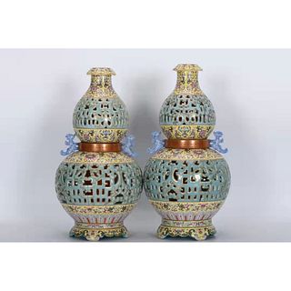 A Pair of Enamel Openwork Double Gourd Vase
