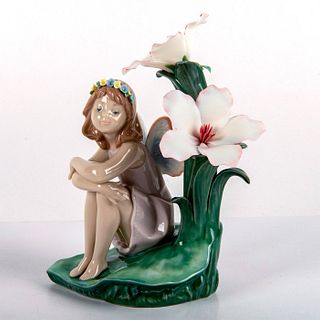 Lakeside Daydream 1006644 - Lladro Porcelain Figurine