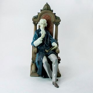 Justice 1005489 - Lladro Porcelain Figurine