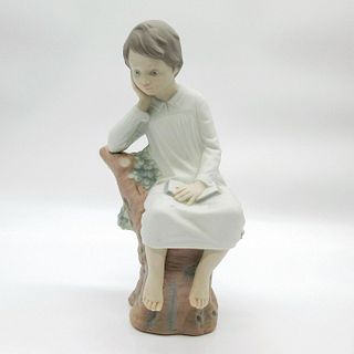 Little Boy Thinking 1014876 - Lladro Porcelain Figurine