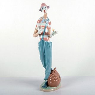Clown in Love 1006997 - Lladro Porcelain Figurine