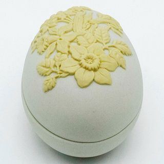 Wedgwood Primrose on White Jasperware Egg Box