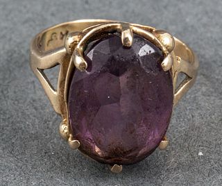 Victorian Revival 14K Yellow Gold Amethyst Ring