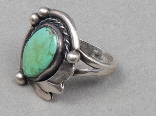 Southwest Native American Silver Turquoise Ring