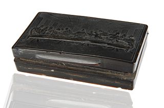 A 19TH CENTURY FRENCH PRESSED HORN SNUFF BOX AFTER "THE LAST SUPPER"