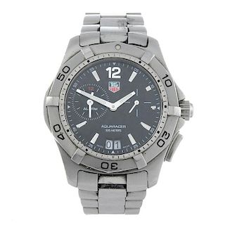 TAG HEUER - a gentleman's Aquaracer Alarm bracelet watch. Stainless steel case with calibrated bezel