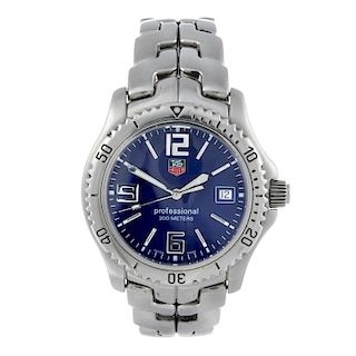 TAG HEUER - a gentleman's Link bracelet watch. Stainless steel case with calibrated bezel. Reference