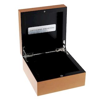 PANERAI - a pair of incomplete watch boxes. <br><br>Inner boxes appear to be in a pleasant and clean