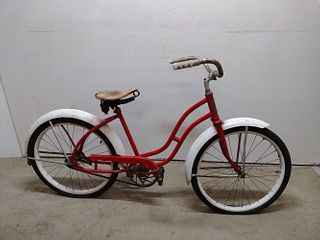 Hawthorne girl's 24" bicycle