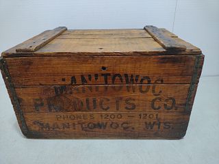 Manitowoc wood crate