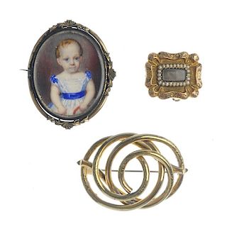 A selection of late 19th century jewellery. To include a miniature portrait brooch depicting a young