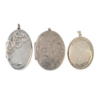 A selection of silver and white metal lockets. To include oval, rectangular and heart-shaped lockets