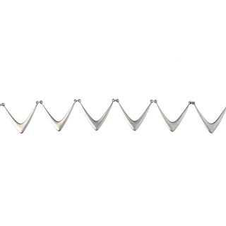 BERNHARD HERTZ - a necklace. Designed as a series of boomerang shape links, to the T-bar clasp. Sign