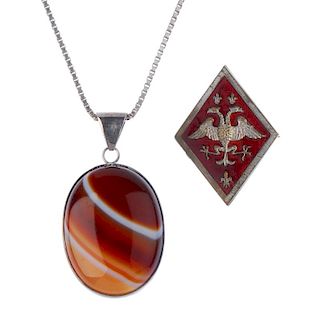 A selection of jewellery. To include a pendant, the oval-shape banded agate to the plain mount and b