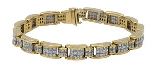 18 Karat Gold Bracelet, set with 270 diamonds, total weight approximately 13 carats, length 8 inches, 55.3 grams.