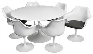 Eero Saarinen Designed Tulip Dining Table and Chairs
