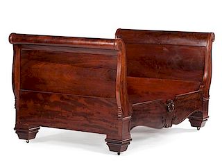 New York Classical Sleigh Bed 