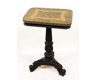 19TH CENTURY ROSEWOOD REGENCY OCCASIONAL TABLE