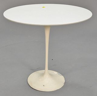 Saarinen tulip style oval stand. ht. 20 1/2 in.; wd. 22 1/2 in.; dp. 15 in.
