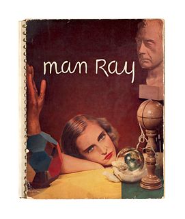 Ray, Man Photographies 1920-1934.  Deuxième édition. Mit 104 ganzs. Heliogravüren. Paris, Hartford, J. Thrall Soby u. Paris, Cahier d'Art, (1934). 4°.
