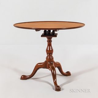 Chippendale Mahogany Dished Tilt-top Tea Table
