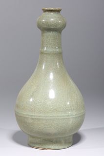 Chinese Celadon Glazed Garlic Mouth Vase