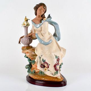 Garden Breeze 1013583 - Lladro Porcelain Figurine