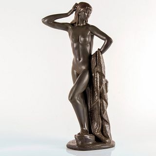 Venus In The Bath 01013005 - Lladro Porcelain Figurine