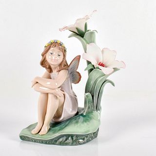 Lakeside Daydream 1006644 - Lladro Porcelain Figurine