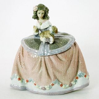Pilar 1005410 - Lladro Porcelain Figurine
