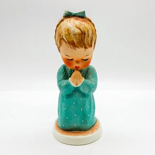 A Childs Prayer Byj17 - Goebel Hummel Figurine